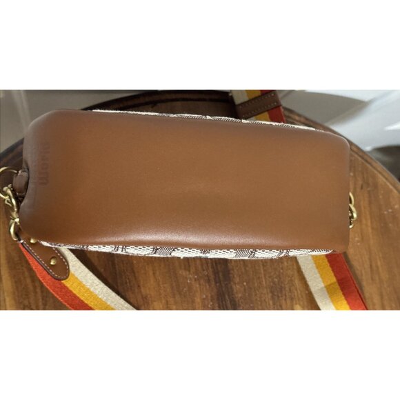 Disney X Coach Camera Bag With Mickey Mouse And Friends + Credit Card Holder - Picture 8 of 11